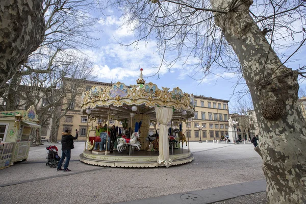 Lucca Italia Fiev28 2023 Colorido Carrusel Frente Palazzo Ducale Piazza — Foto de Stock