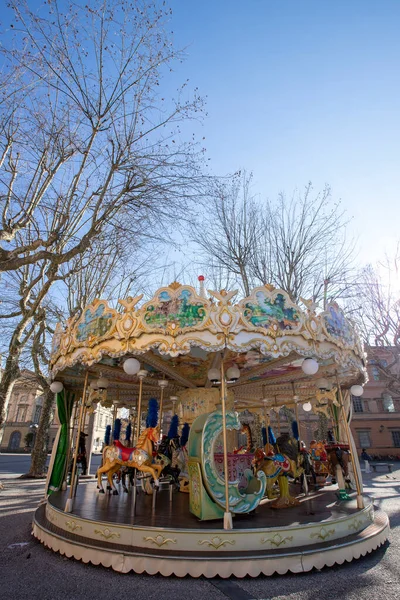 Färgglada Karusell Piazza Napoleone Historiska Centrum Lucca Italien — Stockfoto