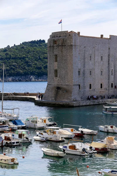 Dubrovnik Hırvatistan Ekim 2022 Eski Şehir Duvarı Ortaçağ Ragusa Adriyatik — Stok fotoğraf