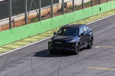Sao Paulo, Brezilya - Temmuz - 2023 - Interlagos otodrom üzerinde test sürüşü