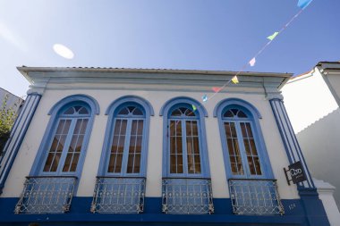 Tarihi Sao Joao del Rei 'deki sömürge mimarisi, Brezilya' nın Minas Gerais eyaletindeki sömürge döneminde altın çemberin şehri.