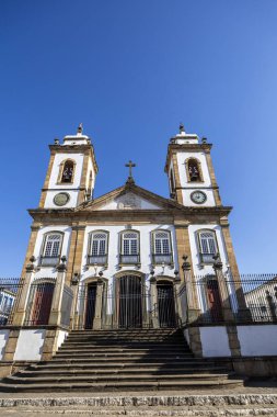 Sao Joao Del Rei, Minas Gerais, Brezilya 'nın tarihi kentinde bulunan Our Lady of the Pillar Bazilikası Katedral cephesi.