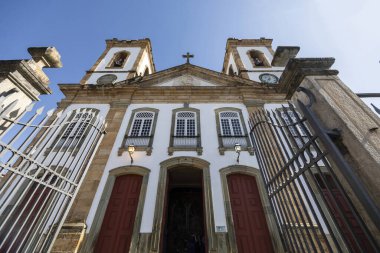 Sao Joao Del Rei, Minas Gerais, Brezilya 'nın tarihi kentinde bulunan Our Lady of the Pillar Bazilikası Katedral cephesi.