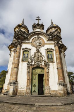 Assisi 'li Aziz Francis Kilisesi, Brezilya' nın Ouro Preto şehrinde bulunan bir Rococo Katolik kilisesidir. Brezilyalı mimar ve heykeltıraş Antonio Francisco Lisboa tarafından tasarlandı. Aleijadinho olarak da bilinir.