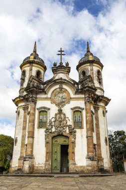 Assisi 'li Aziz Francis Kilisesi, Brezilya' nın Ouro Preto şehrinde bulunan bir Rococo Katolik kilisesidir. Brezilyalı mimar ve heykeltıraş Antonio Francisco Lisboa tarafından tasarlandı. Aleijadinho olarak da bilinir.