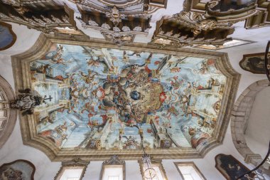 Ouro Preto, Minas Gerais, Brezilya. Temmuz 14, 2023. Assisi 'li Aziz Francis Kilisesi, Brezilyalı mimar ve heykeltıraş Antonio Francisco Lisboa tarafından tasarlanan, Aleijadinho olarak bilinen ve Manoel da Costa Ataide tarafından resmedilen bir Rococo stilidir..