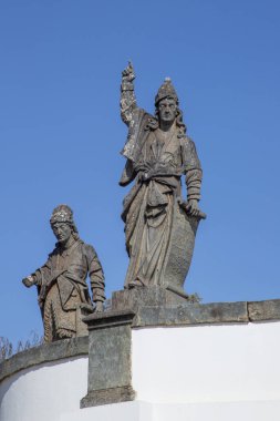 Matosinhos 'u İsa' nın Sığınağı. Brezilyalı heykeltıraş Aleijadinho 'nun peygamberi Abdias. UNESCO Dünya Mirası Alanı. Kongonhalar Campo, Minas Gerais, Brezilya