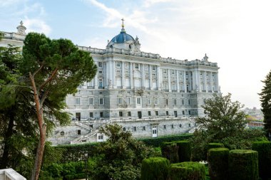 Madrid Kraliyet Sarayı ve Sabatini Bahçeleri, İspanya