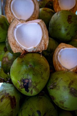 Sao Paulo, Brezilya 'daki Paulista Bulvarı' ndaki ofis binasının soyut cephesi..