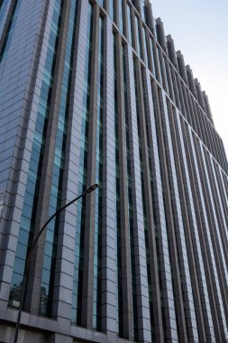 Sao Paulo, Brezilya 'daki Paulista Bulvarı' ndaki ofis binasının soyut cephesi..
