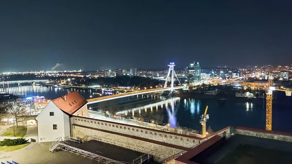 Братислава Словакия Март 2023 Вечерний Вид Город Мост Snp — стоковое фото