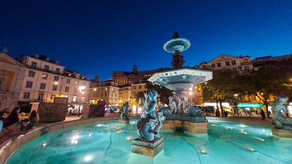 ポルトガルのリスボン 2023年3月 リスボン市の夕景 ロシオ広場 South Fountain — ストック写真