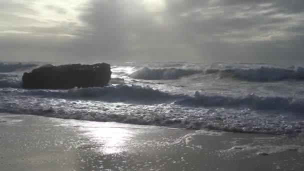 Praia Magoito Sintra Portugal Março 2023 Vista Oceano Rochas Areia — Vídeo de Stock