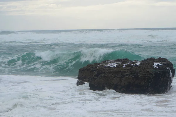 Praia Magoito Sintra Portugal Maart 2023 Zicht Oceaan Rotsen Zand — Stockfoto