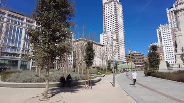 Madrid Spain March 2023 View Plaza Espaa 광장에 기념비 사람들 — 비디오