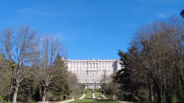 Испания Мадрид Марта 2023 Года Вид Сад Перед Королевским Дворцом — стоковое видео