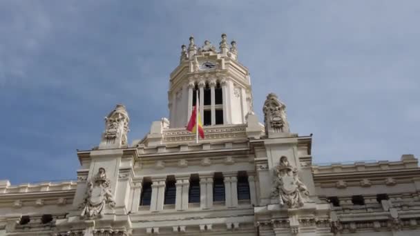 Pohled Fontánu Nádhernou Budovu Cibelesova Paláce Náměstí Sabeles — Stock video