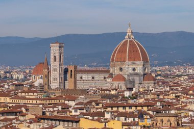 Floransa, İtalya - 5 Kasım 2024: Floransa şehri ve Santa Maria del Fiore Katedrali.