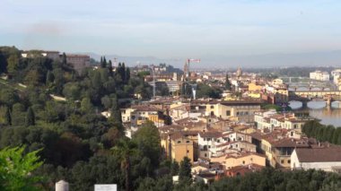 Floransa, İtalya - 5 Kasım 2024: Floransa şehri ve Santa Maria del Fiore Katedrali.