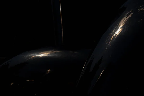 Szoláris Kaotikus Vakító Fekete Háttér Tükörreflexió Fénysugarak Fekete Elvont Háttér — Stock Fotó