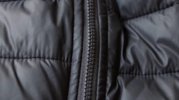 Fekete Puffadt Téli Kabát Cipzár Mint Egy Háttér Közelről Fekete — Stock videók