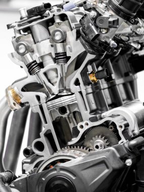 Motor bölümünün iç görünümü, pistonun ayrıntılarını silindirli kapakçıklarla kapat.