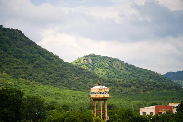 Aravalli Bereik Jaipur Rajasthan Met Kleine Heuvels Bergen Bedekt Met Rechtenvrije Stockfoto's