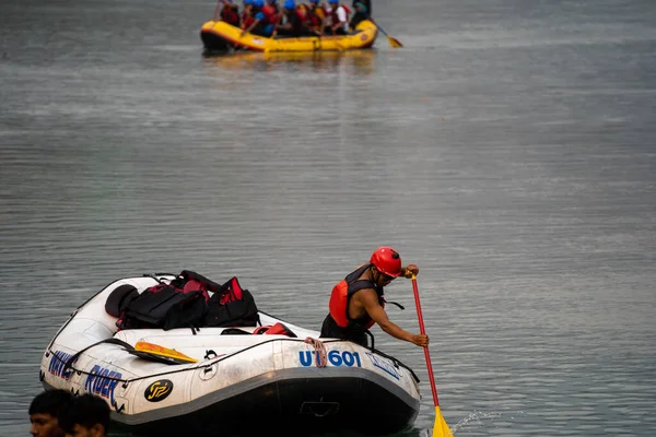 Rishikesh Haridwar India Circa 2023 People Helmet Jackets Rowing Raft — Stock Photo, Image