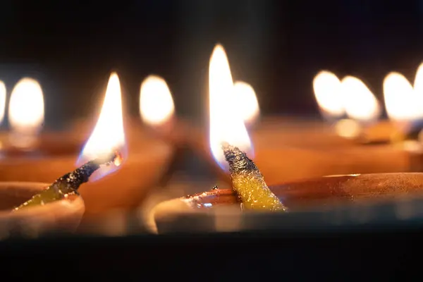 Makroaufnahme Die Den Brennenden Wattedocht Der Diya Lampe Zeigt Die — Stockfoto