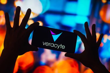 4 Kasım 2022, Brezilya. Bu resimde, Veracyte logosu akıllı telefon ekranında görüntülenir