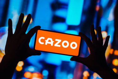 January 18, 2023, Brazil. In this photo illustration, the Cazoo logo is displayed on a smartphone screen
