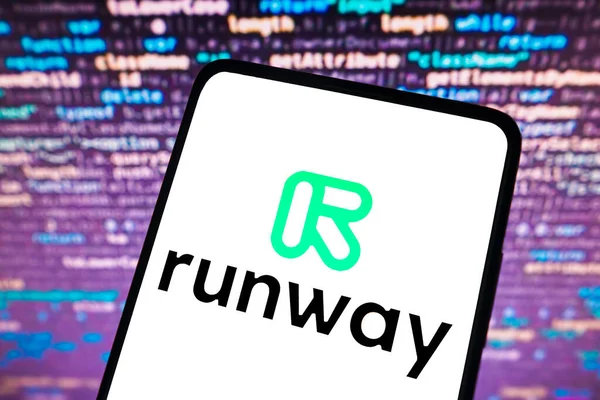 Квітня 2023 Року Бразилія Цій Ілюстрації Логотип Runway Відображається Екрані — стокове фото
