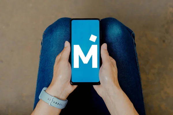 Haziran 2023 Brezilya Resimde Mercari Logosu Akıllı Telefon Ekranında Gösteriliyor — Stok fotoğraf