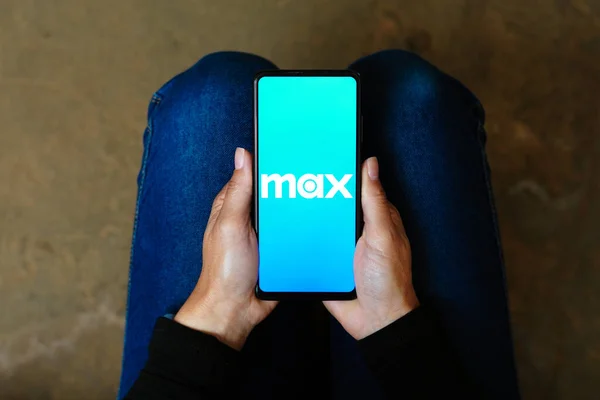 Temmuz 2023 Brezilya Resimde Max Logosu Bir Akıllı Telefondan Gösteriliyor — Stok fotoğraf