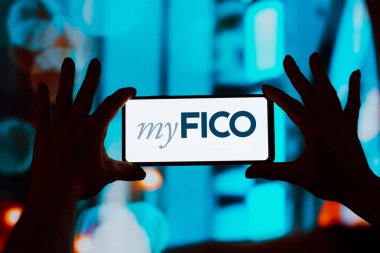 1 Eylül 2023, Brezilya. Bu resimde, myFICO logosu akıllı telefon ekranında görüntülenir