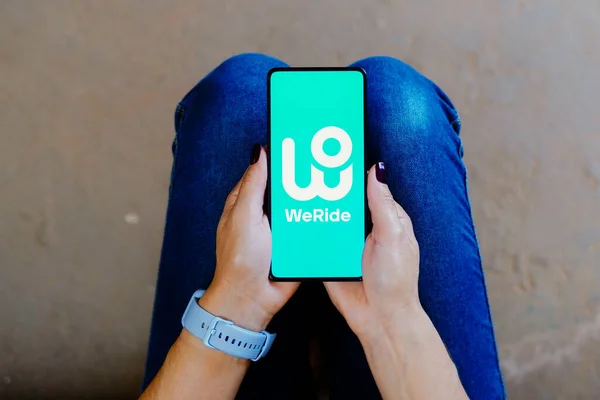 Eylül 2023 Brezilya Resimde Weride Logosu Akıllı Telefon Ekranında Gösteriliyor — Stok fotoğraf