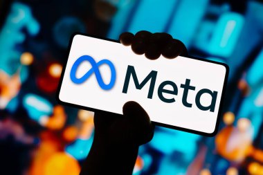 4 Kasım 2023, Brezilya. Bu resimde, Meta uygulamasının logosu akıllı telefon ekranında görüntülenir
