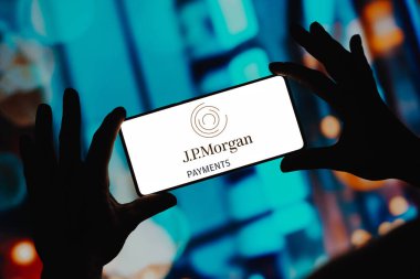 29 Kasım 2023, Brezilya. Bu resimde, JP Morgan Ödeme logosu akıllı telefon ekranında görüntülenir