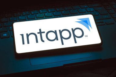 7 Şubat 2024, Brezilya. Bu resimde, Intapp, Inc. logosu akıllı telefon ekranında görüntülenir