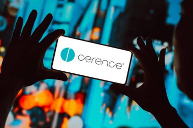 8 Şubat 2024, Brezilya. Bu resimde, Cerence Inc. logosu bir akıllı telefon ekranında gösterilir.