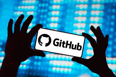 6 Mart 2024, Brezilya. Bu resimde GitHub logosu akıllı telefon ekranında gösteriliyor.