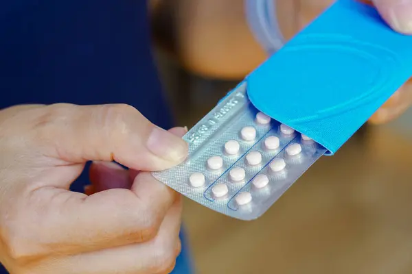 March 2024 Brazil Woman Holds Her Birth Control Pill Brazil — Stock Photo, Image