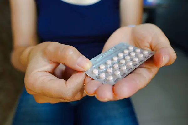 March 2024 Brazil Woman Holds Her Birth Control Pill Medication — Stock Photo, Image