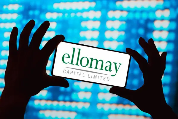 Abril 2024 Brasil Nesta Foto Ilustração Logotipo Ellomay Capital Ltd Imagens De Bancos De Imagens