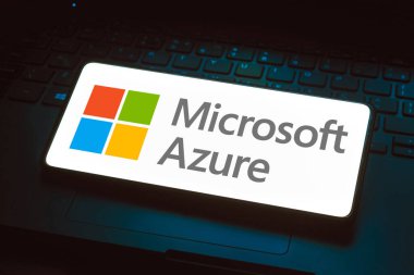 3 Mayıs 2024, Brezilya. Bu resimde, Microsoft Azure logosu akıllı telefon ekranında görüntülenir