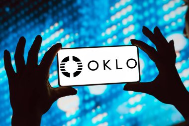 13 Mayıs 2024, Brezilya. Bu resimde, AltC Edinim Şirketi (Oklo Inc) logosu akıllı telefon ekranında gösterilir.