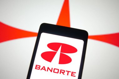 4 Haziran 2024, Brezilya. Bu resimde, Grupo Financiero Banorte logosu akıllı telefon ekranında sergilenmektedir.