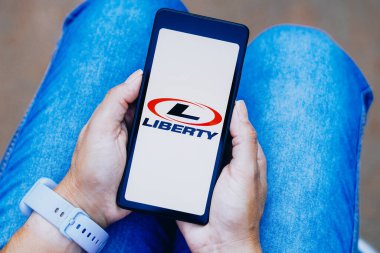 14 Haziran 2024, Brezilya. Bu resimde, Liberty Energy logosu akıllı telefon ekranında gösteriliyor