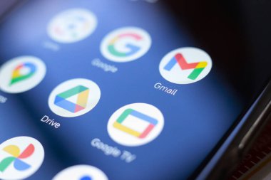 5 Temmuz 2024, Paraguay. Bu fotoğraf illüstrasyonunda, Google, Google Lens, Gmail ve Drive uygulamaları akıllı telefon ekranınızda gösteriliyor
