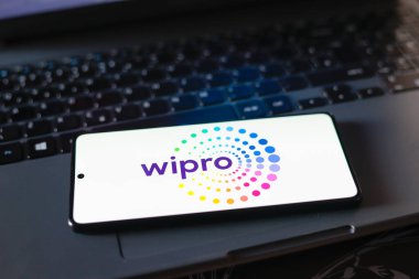 19 Temmuz 2024, Paraguay. Bu resimde, Wipro Teknoloji logosu akıllı telefon ekranında gösteriliyor.